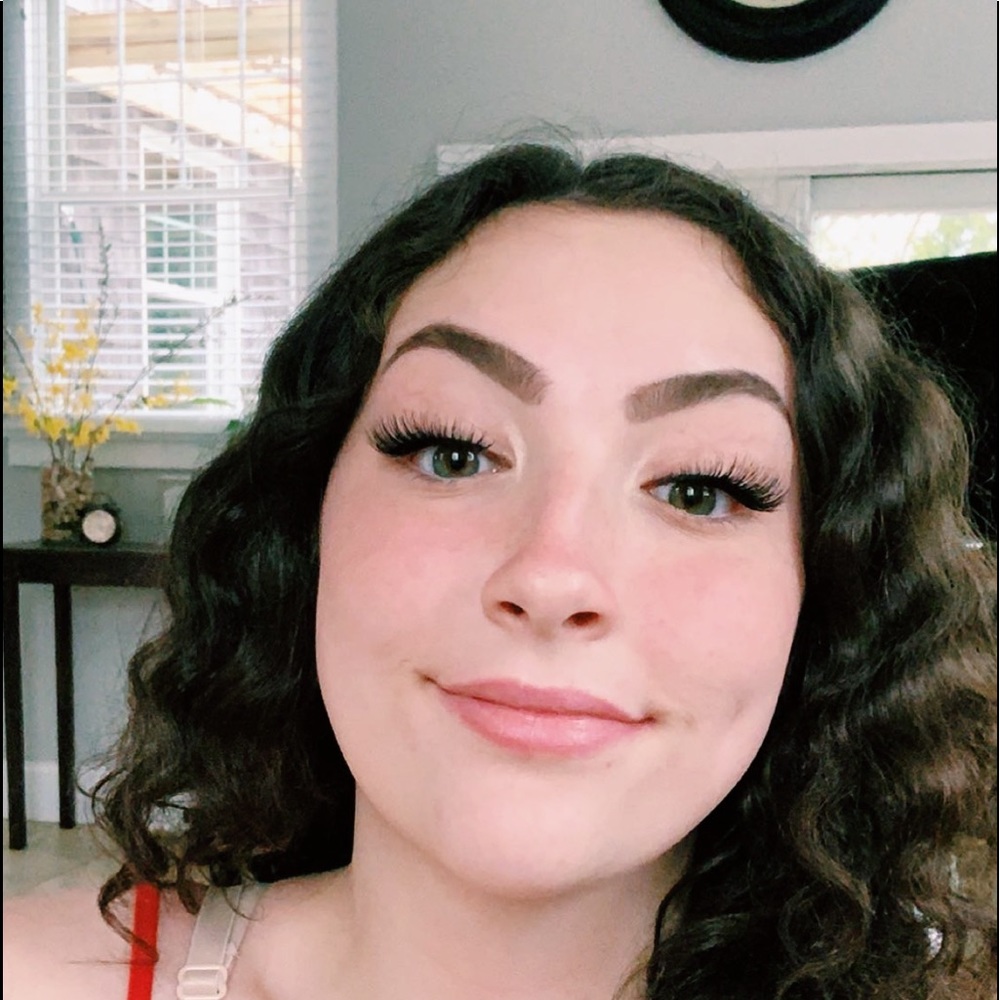 Meet your Posher, Noelle